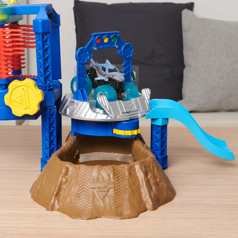 Monster Jam, Megalodon Monster Wash, Includes Color-Changing Megalodon