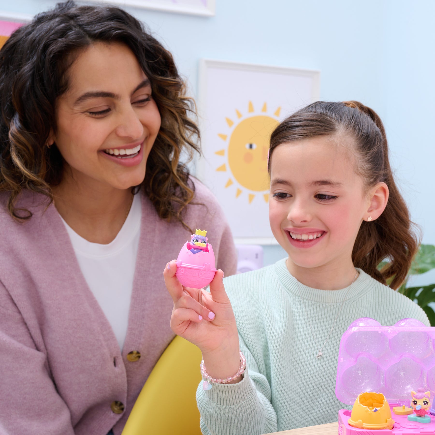 Tatching Toy Hatchimals Alive, Egg Carton Toy with 5 Mini Figures in Self-Hatching ...